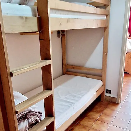 46m² Pour 6 Pers, Proche Pistes Et Commerces, Balcon Expose Est - Fr-1-755-13 * La Plagne