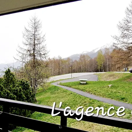 Appartement 46m² Pour 6 Pers, Proche Pistes Et Commerces, Balcon Exposé Est - Fr-1-755-13 *